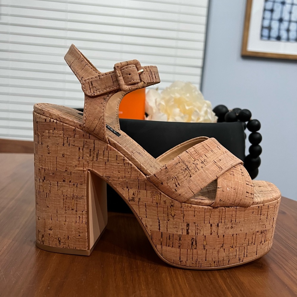 Nine West Riley Platform